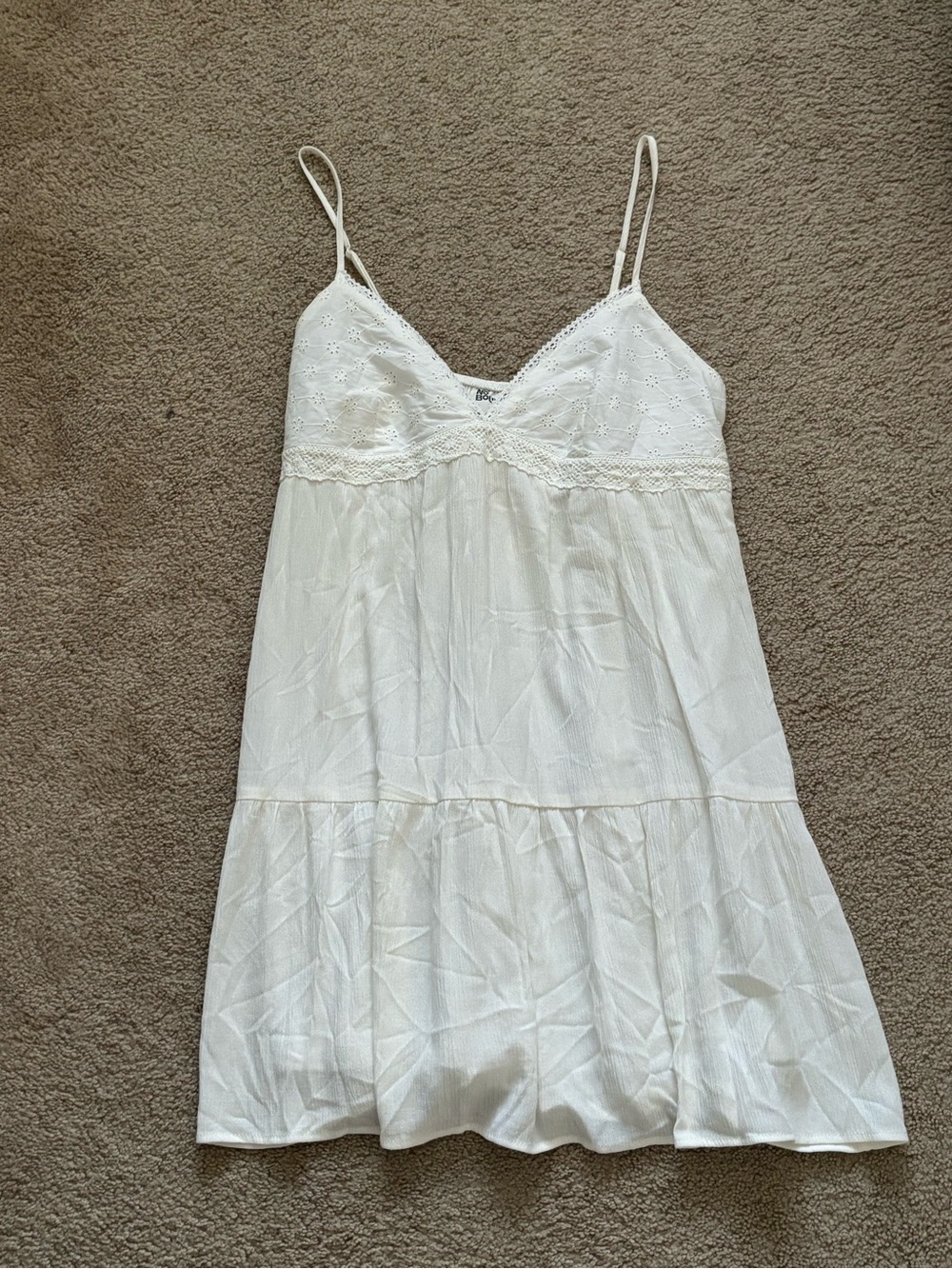 No Boundaries Women’s White Lace Detail Sundress